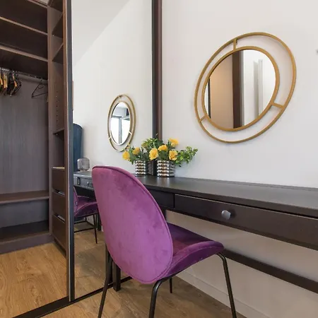 Luxury Monika With Shared Pool Apartman Makarska