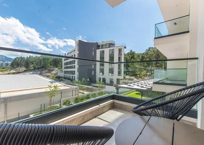 Apartament Luxury Monika With Shared Pool Makarska