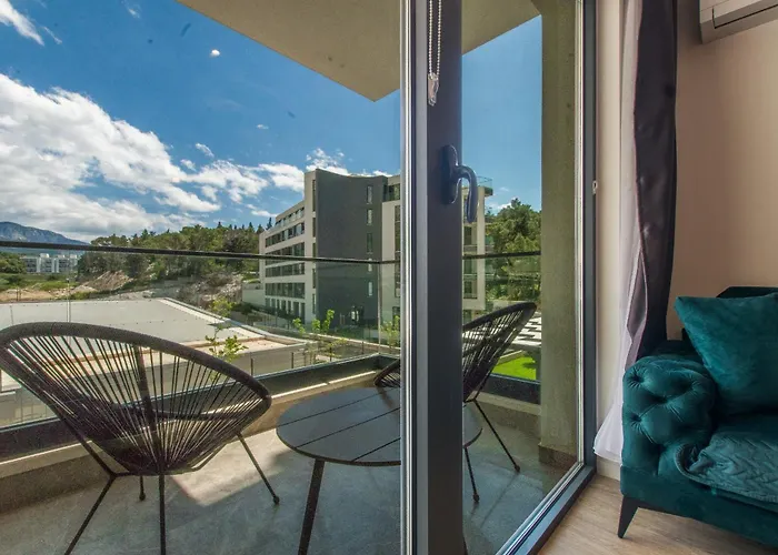 Apartament Luxury Monika With Shared Pool Makarska