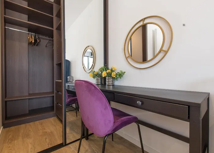 Luxury Monika With Shared Pool Apartman Makarska