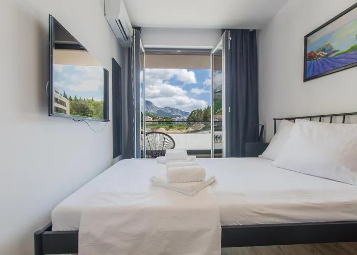 Apartman Luxury Monika With Shared Pool